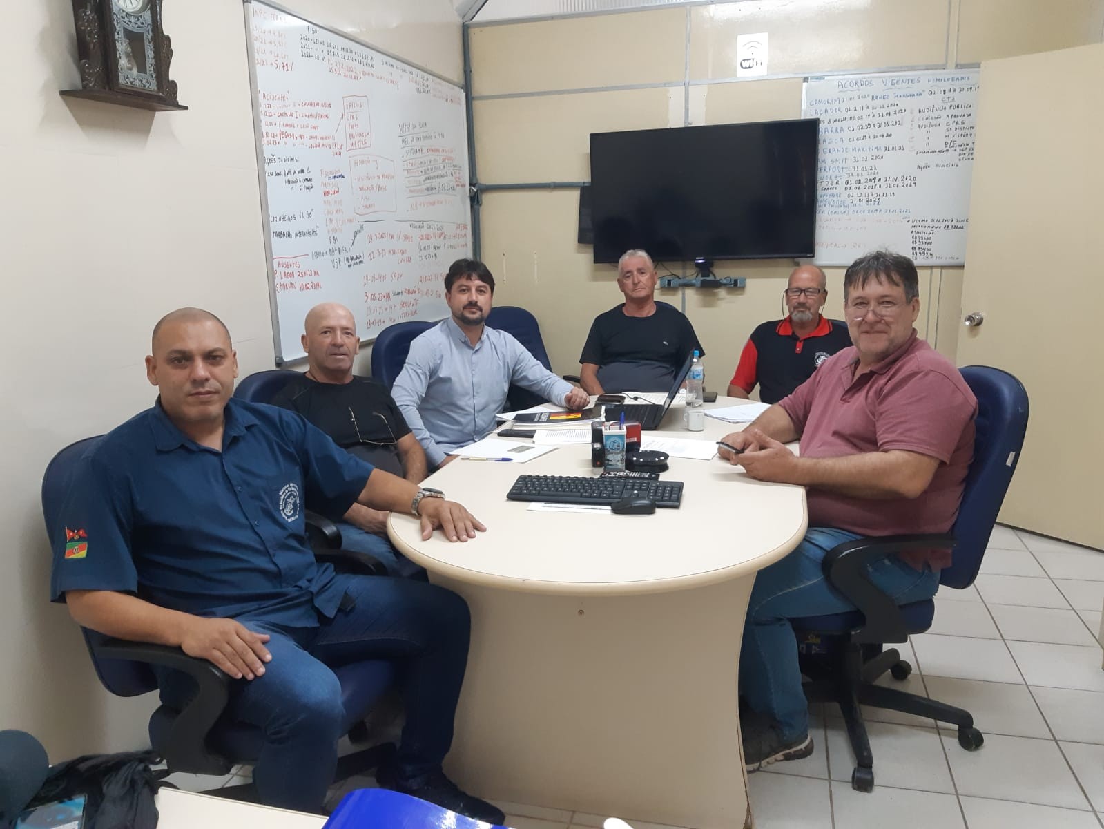 Reunião ordinária de diretoria; Pauta de hoje: Resposta ao MPF e Ibama, referente às denuncias dos últimos incidentes e acidentes ocorrido no âmbito do Porto organizado do Rio Grande/RS e o andamento das ações judiciais em elaboração em curso, em desfavor