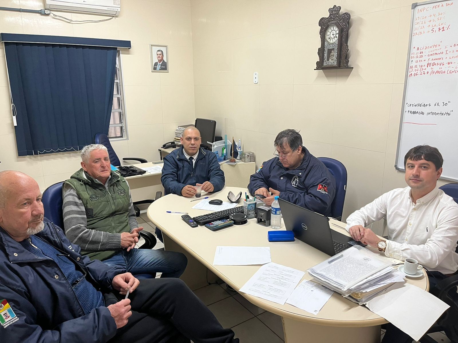 Reunião ordinária de diretoria. Pauta de hoje: Denuncias em curso no MPTRS, ações judiciais e outros assuntos pertinentes às empresas SAAM, SVITZER, NAVEMESTRA, WILSON SONS e outras.