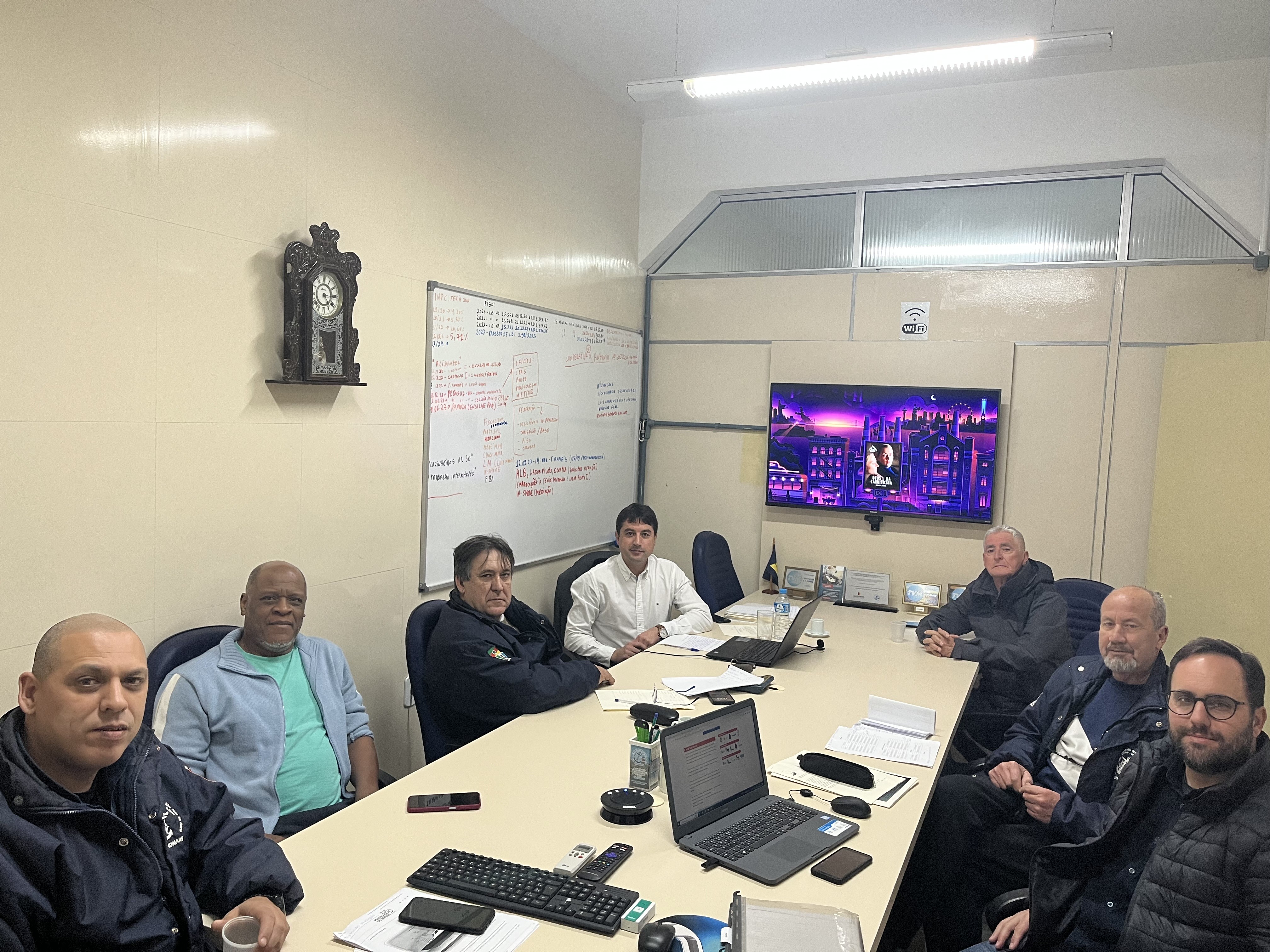 Reunião ordinária de diretoria e assessoria jurídica. Pauta do dia: F.Andreis, solicitação de Mediação junto ao TRT 4 com as empresas ALB, Lagoa Pilots, Conapra e In-shore, ações em curso e outros assuntos relacionados às empresas  Wilson Sons, Navemestra