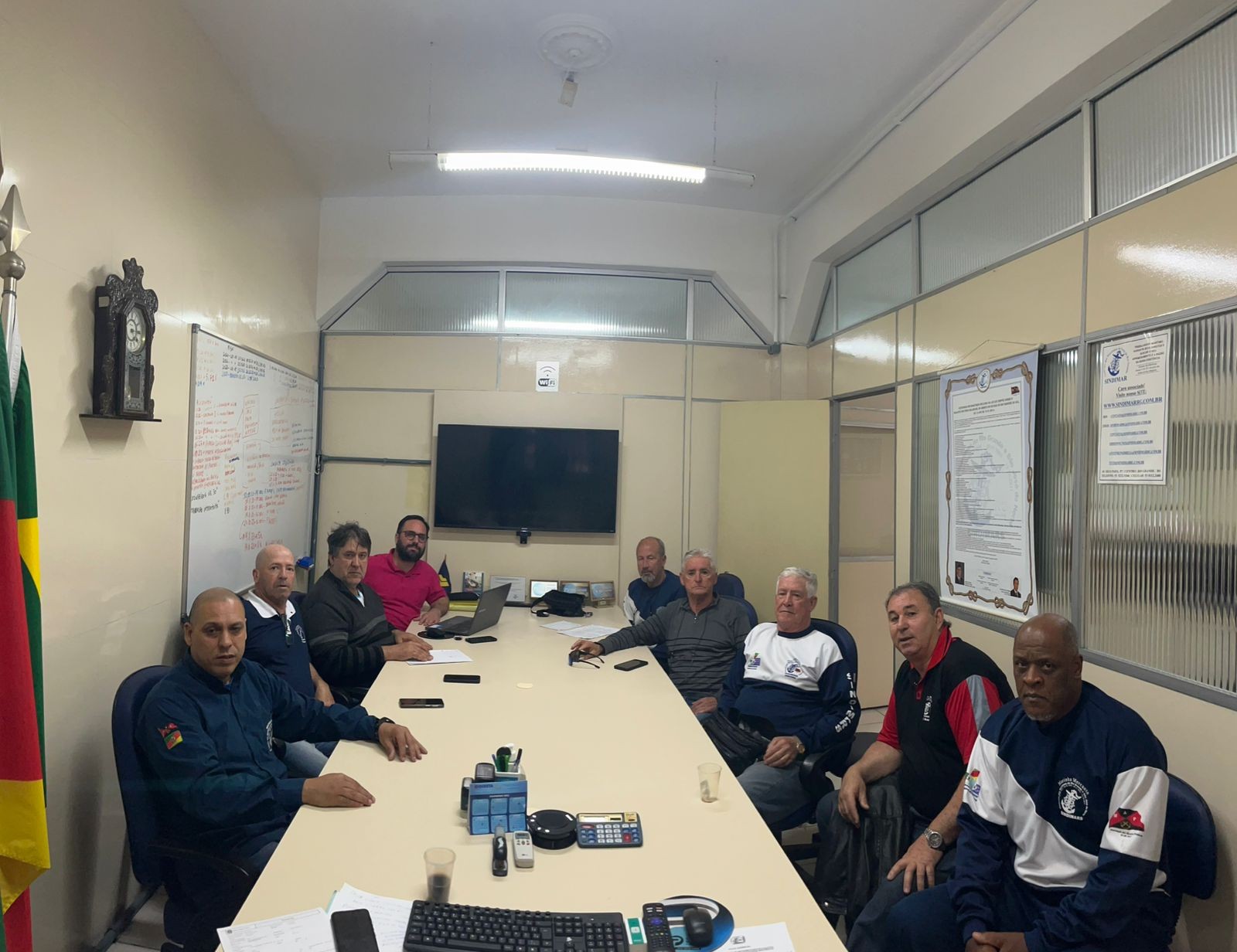 Reunião de diretoria e assessoria jurídica. Pauta do dia: Processos e denuncias em curso e assuntos internos.