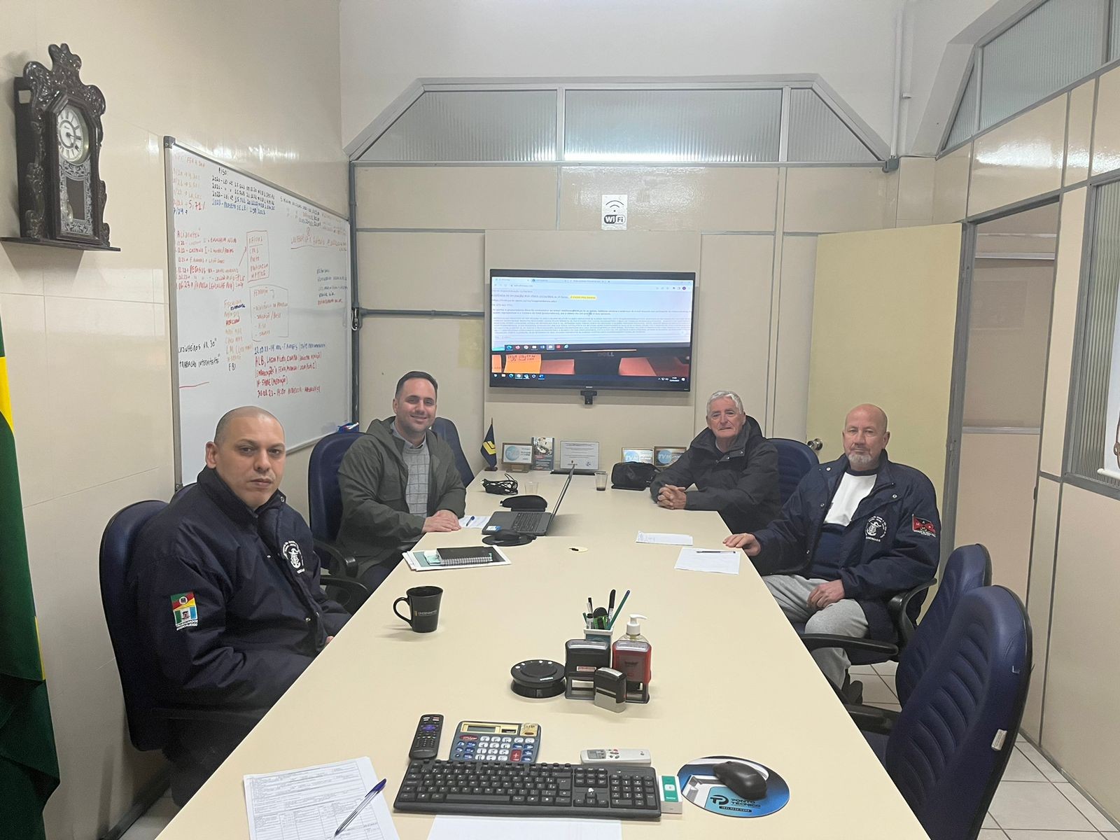 Reunião ordinaria de diretoria e assessoria jurídica. 