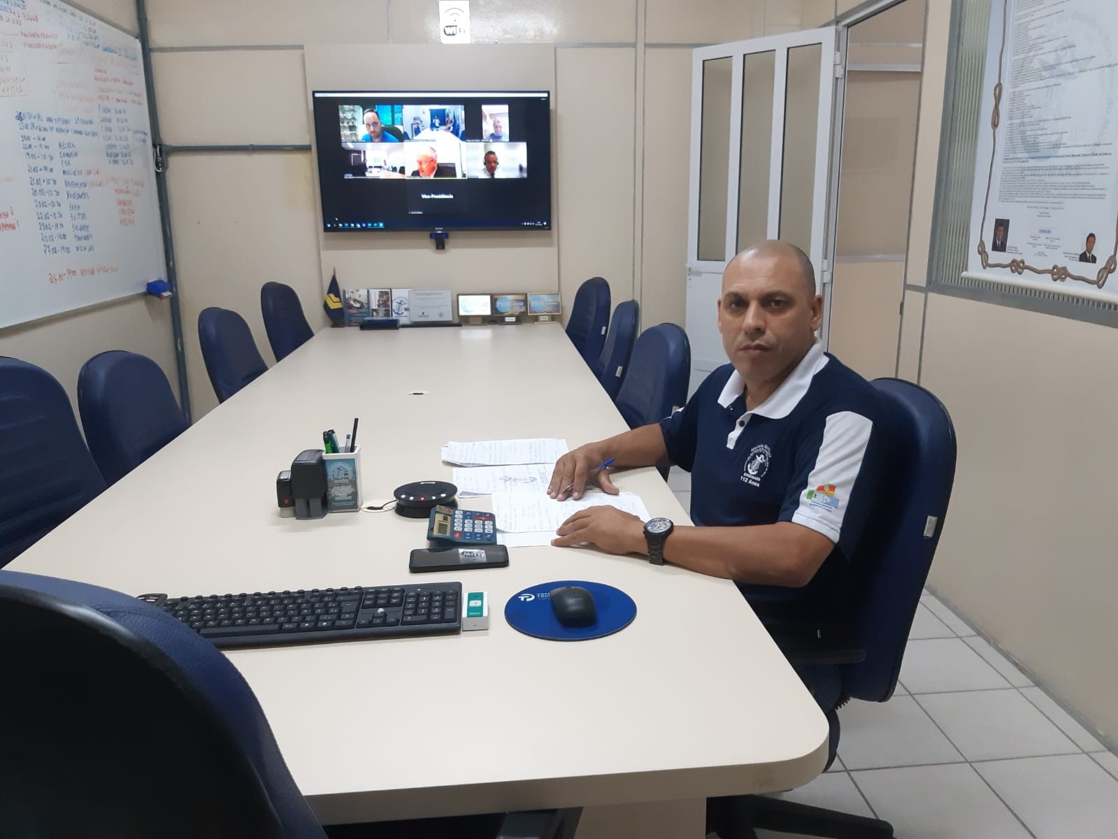 Terminou há pouco (18:00h) a 4ª Mediação, junto ao TRT4 com a empresa F.Andreis, restando em prazo de 15 dias após protocolo de nova contraproposta do sindicato, diante da proposta da empresa não contemplar os anseios da categoria.