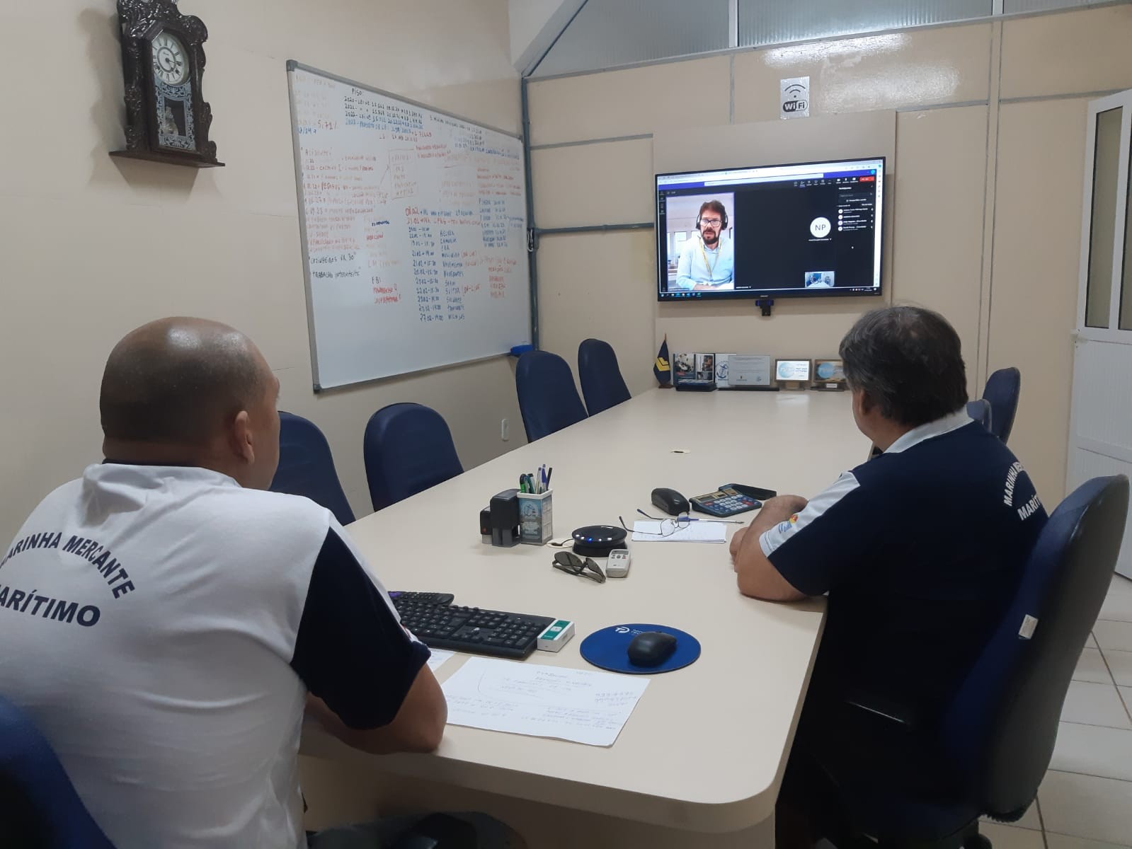 Primeira rodada de negociação coletiva com a Ambipar. A próxima reunião restou agendada para o dia 15/02/2024, às 10:00 horas. Também foi solicitado Mediação junto ao TRT 4 (aguardando designação de audiência).