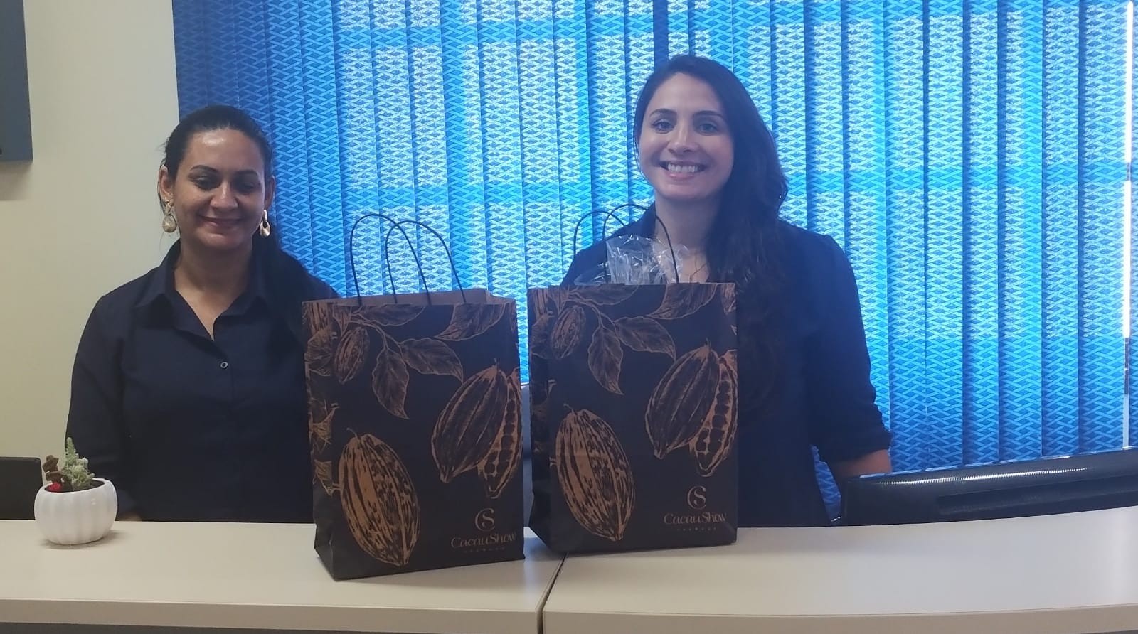 Uma singela lembrança para às colaboradoras do Sindicato dos Marítimos do Rio Grande/RS e São José do Norte/RS, pela passagem do dia internacional da Mulher.  "Que a força, a coragem e a determinação das mulheres sejam celebradas hoje e sempre." "Para tod