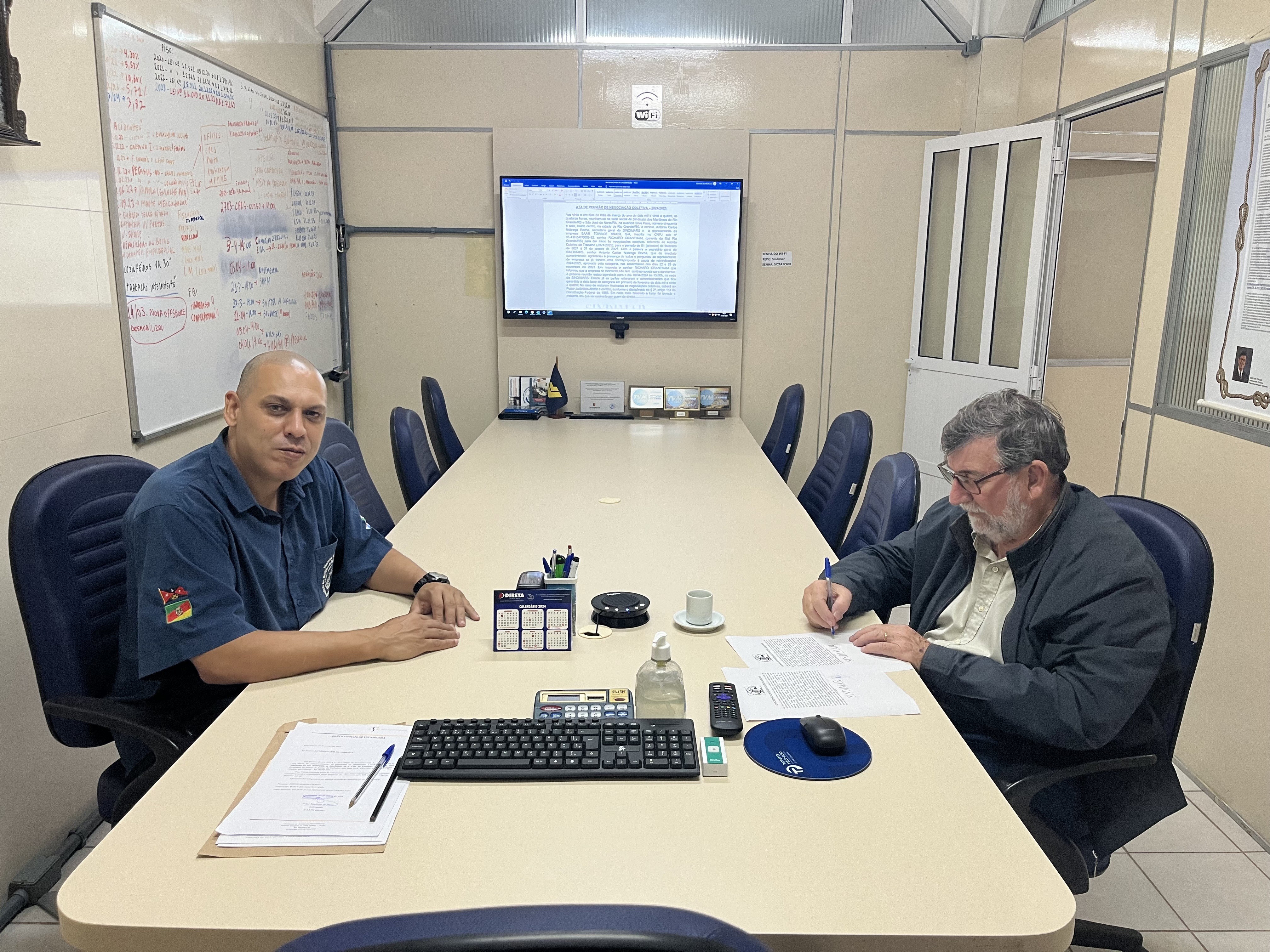 Primeira rodada de negociação coletiva 2024 com a Empresa SAAM TOWAGE BRASIL S/A, onde a empresa consignou em Ata que no momento não tem contraproposta para apresentar, assim como garantiu a data base em 01/02/2024, restando agendada a próxima reunião par