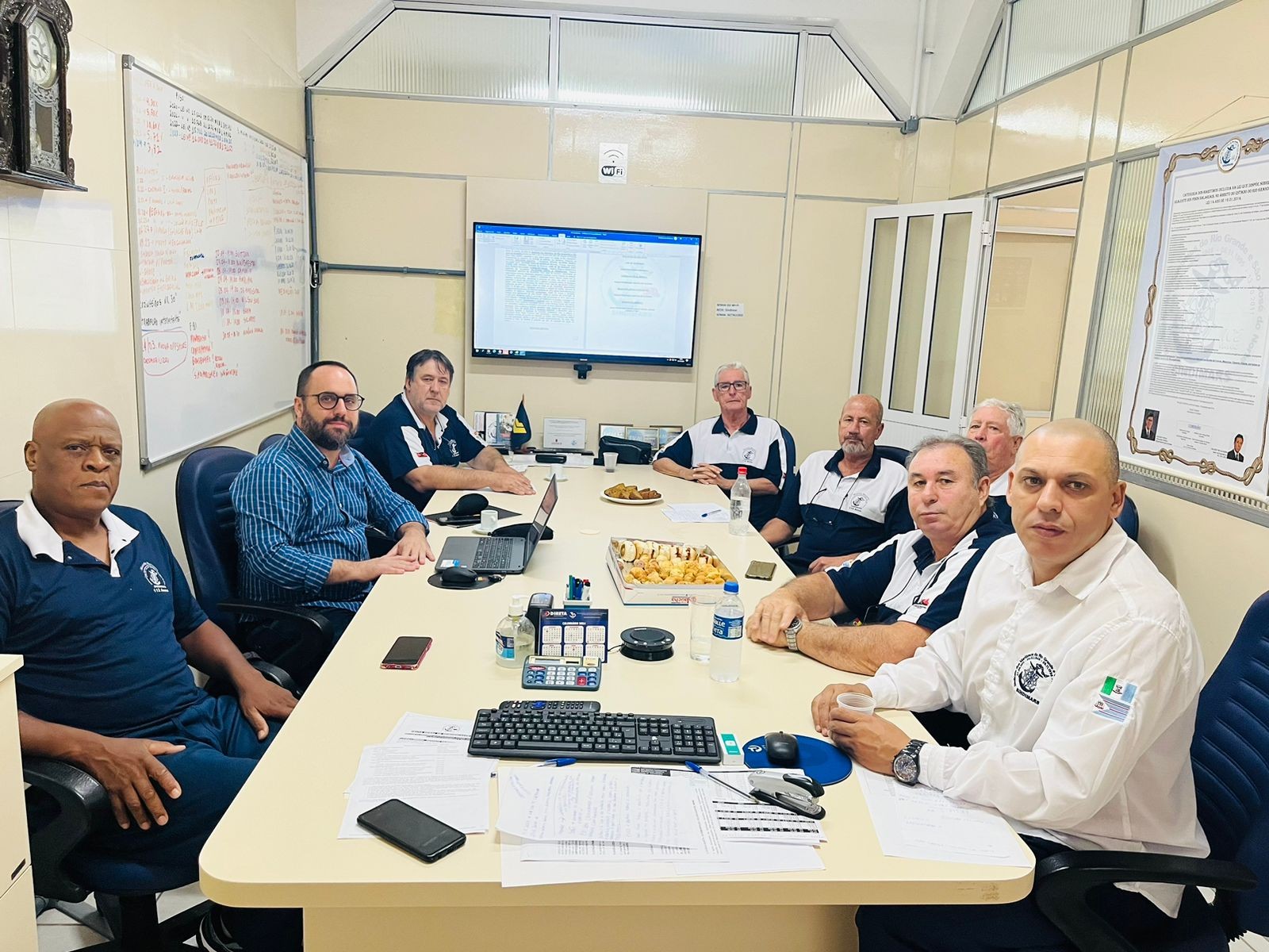 Reunião ordinária de diretoria e assessoria jurídica. Pauta: Reforma Estatutária, audiência da F.Andreis, negociações coletivas e processos em curso.