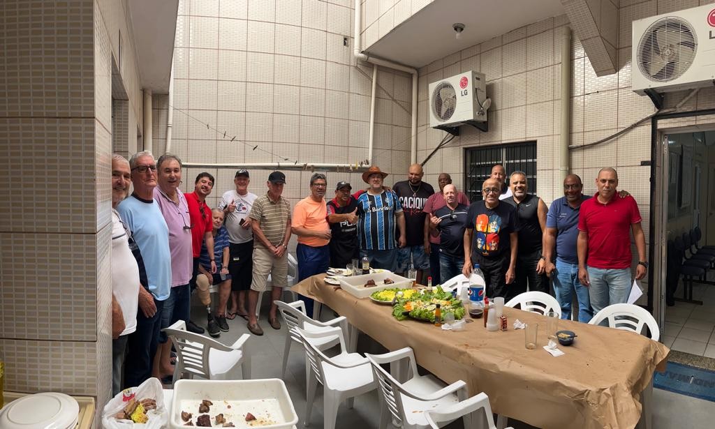 Almoço de confraternização na sede do Sindicato dos Marítimos do Rio Grande/RS e São José do Norte/RS, em comemoração aos aniversariantes do mês de abril.