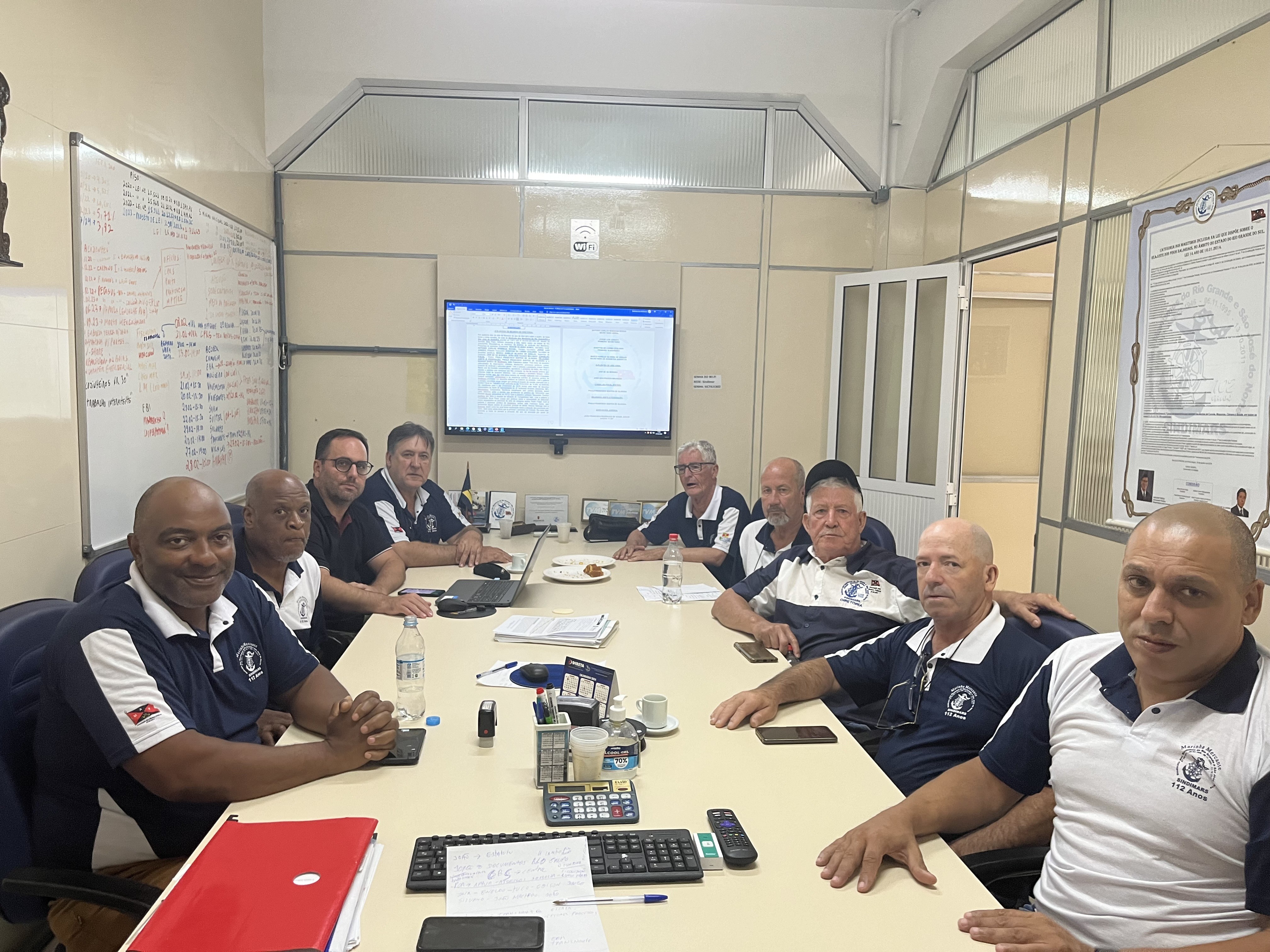 Reunião ordinária de diretoria e assessoria jurídica