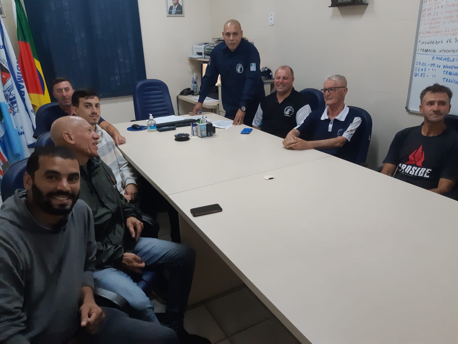 Assembleia dos colaboradores Aquaviários Marítimos da empresa Transporte Aquaviário Navegantes (transporte de funcionários do EBR), onde aprovaram a renovação do Acordo Coletivo para o período de 01/02/2024 à 31/01/2025, com reajuste de 5,82% (2% de ganho