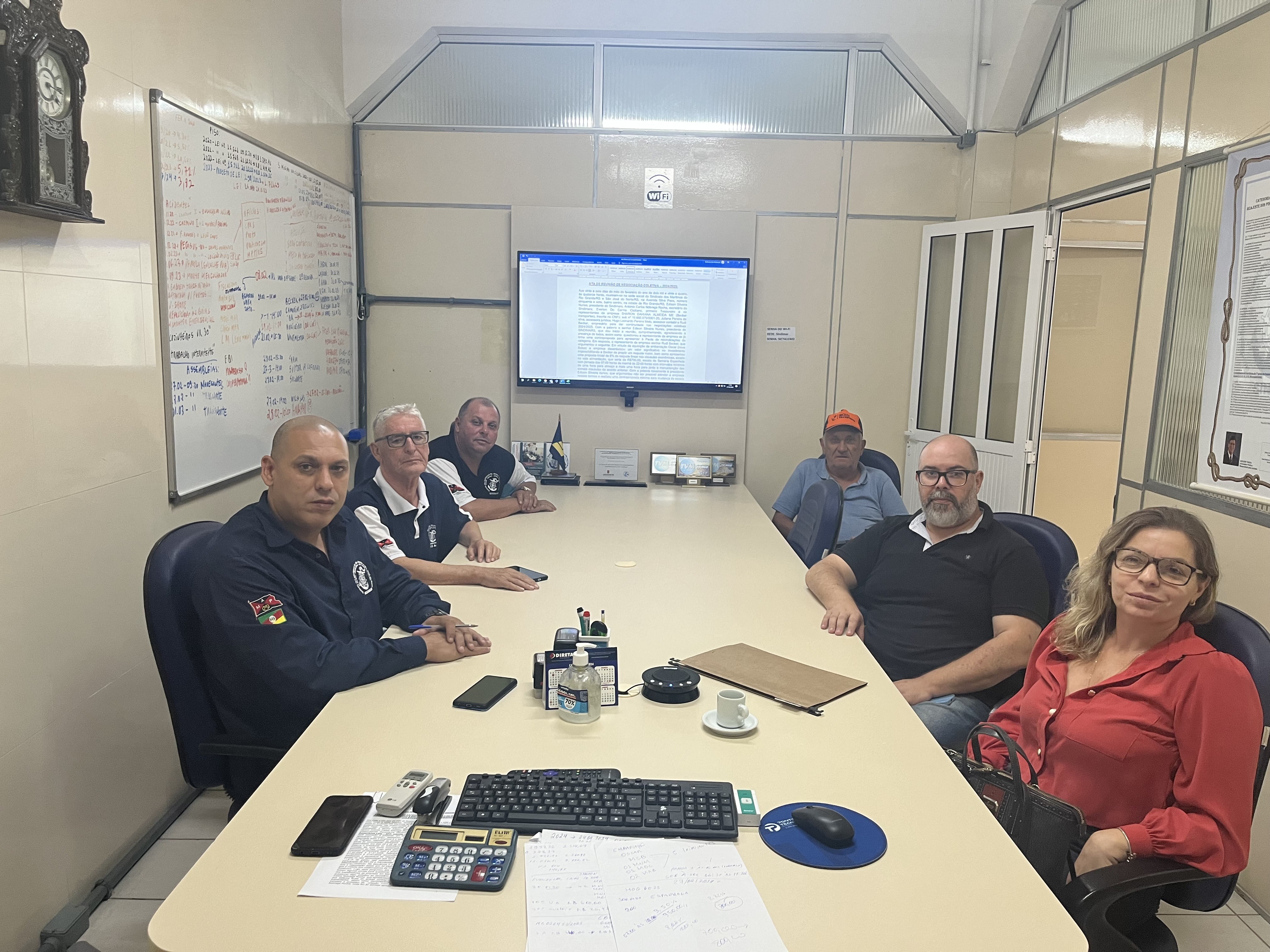 Segunda rodada de negociação coletiva com a empresa Sharon Dahiana Almeida ME (becker), balsa de travessia de veículos, restando o seguinte: Mudança da escala para Semana Espanhola, reajuste linear de 9% na tabela salarial, vale alimentação no valor de R$