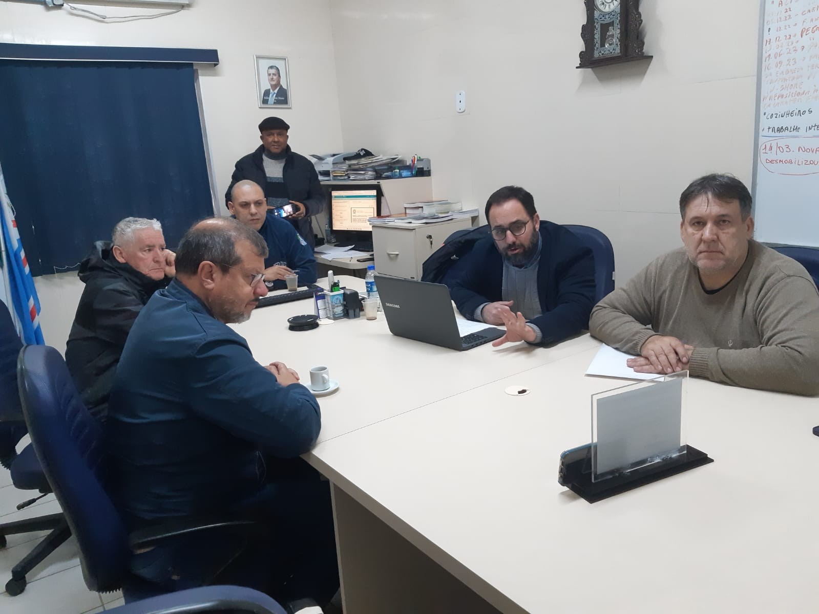 Na manhã desta terça-feira o Deputado Federal Alexandre Lindenmeyer participou de um encontro conosco (direção do Sindicato dos Marítimos do Rio Grande e São José do Norte -Sindimar) 