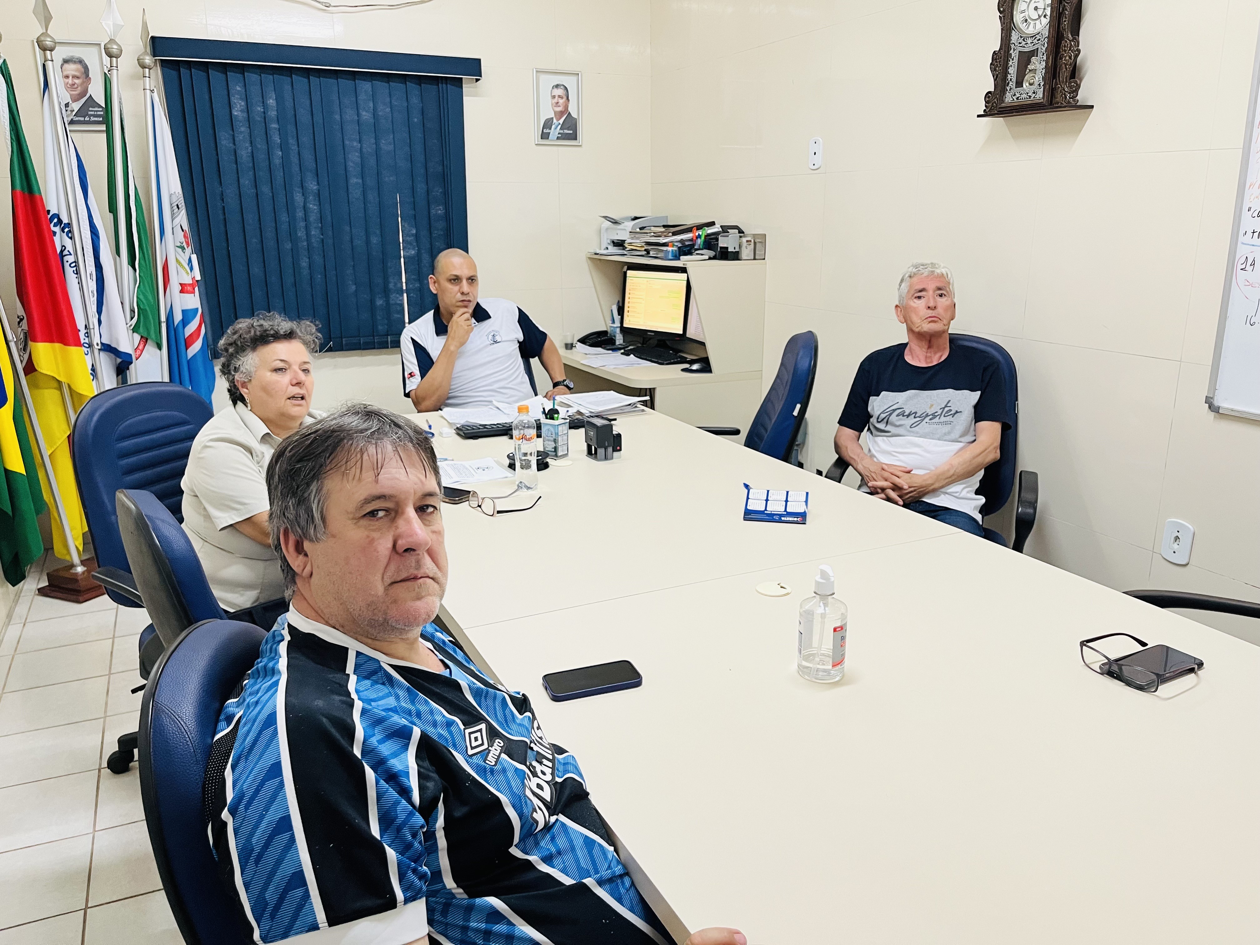 Primeira rodada de negociação coletiva 2024/2025 com a empresa Laçador. A empresa fez a contraproposta de aplicação de reajuste no percentual de 80% do INPC do período, vigência até 28/02/2026 e manutenção das demais clausulas do acordo anterior. A próxim