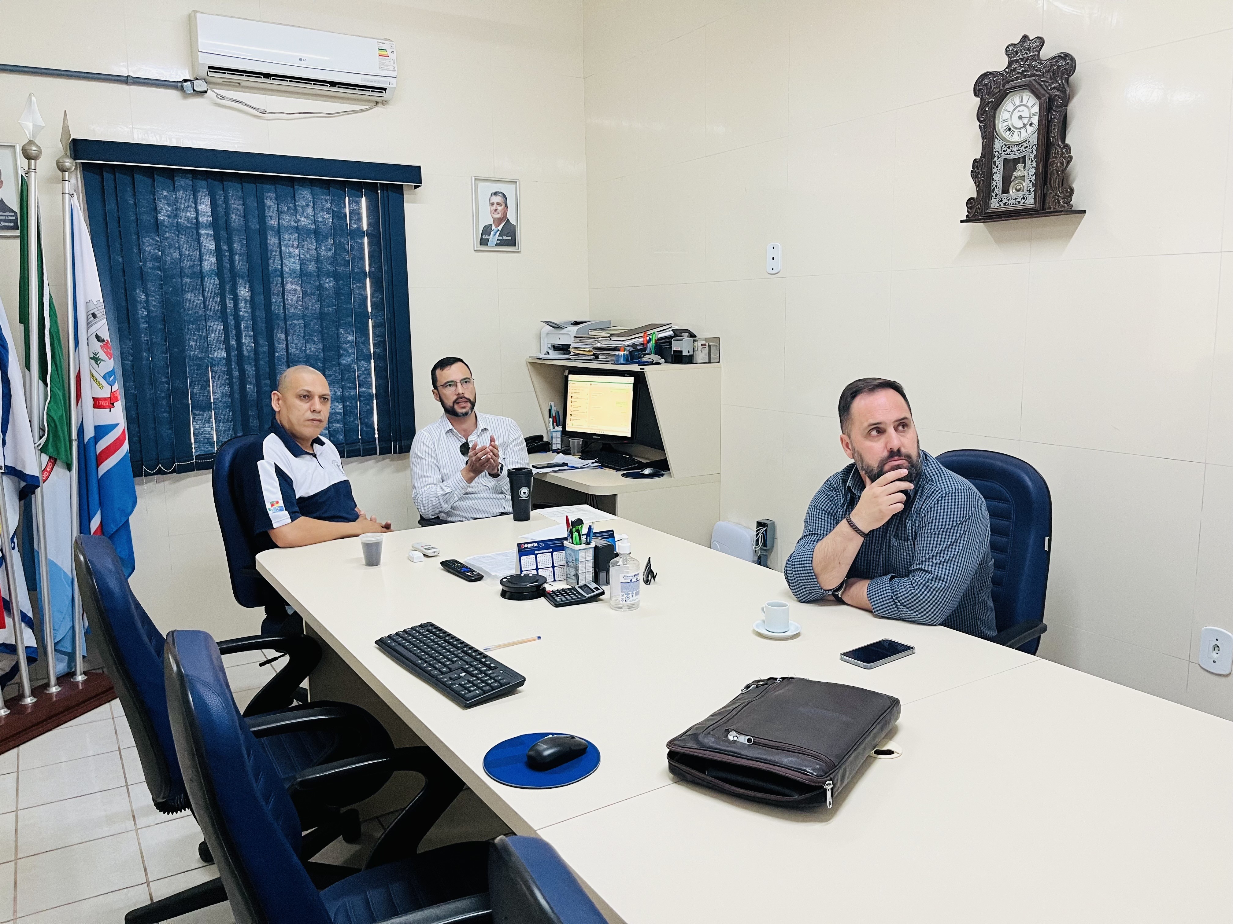 Audiência de conciliação no CEJUSC - JT, com a empresa Navemestra/Brasbunker, restando apresentação (posteriormente) do escopo do possível acordo, entre às partes pelo Sindimars.