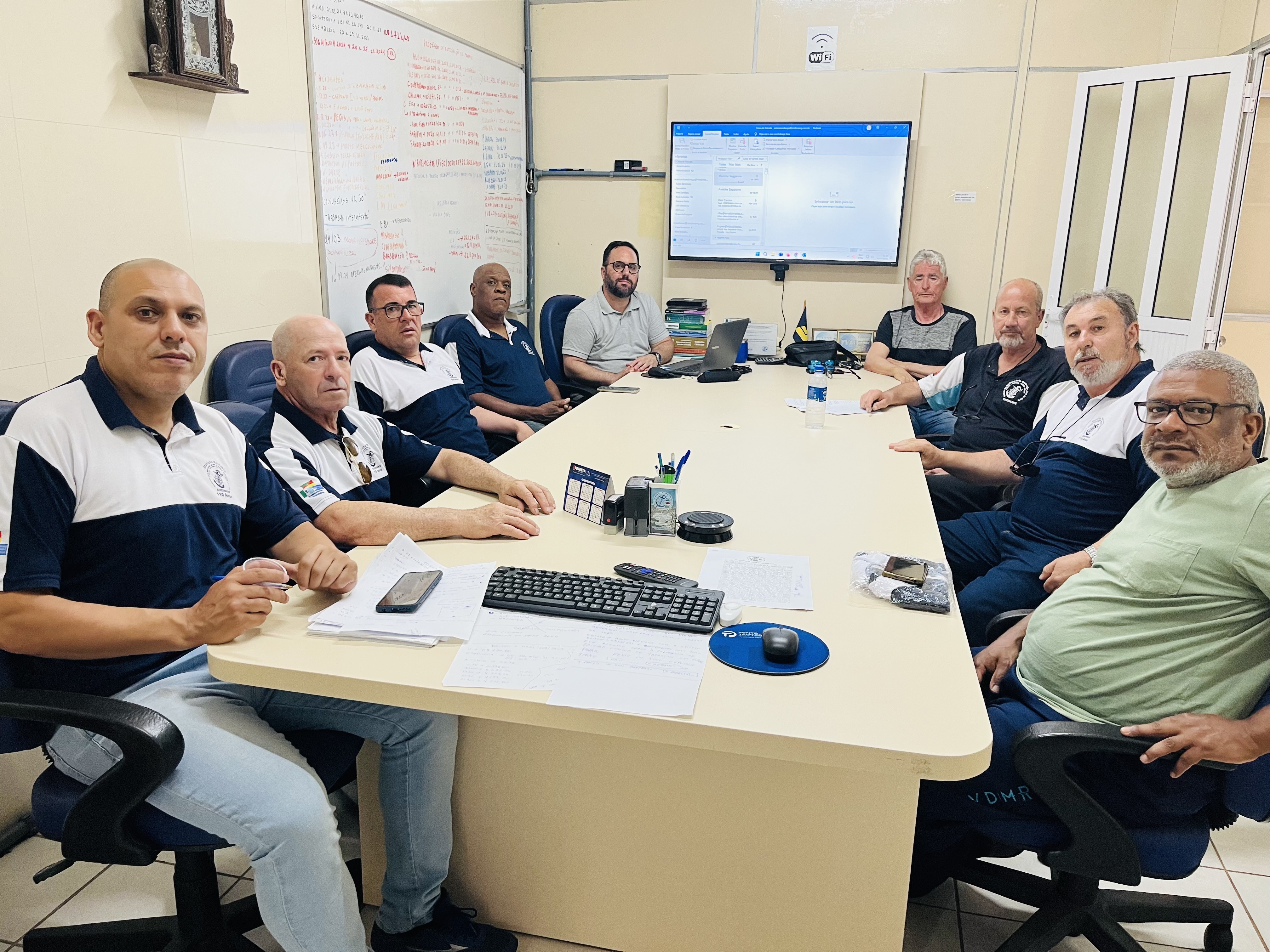 38ª Reunião ordinária de diretoria e assessoria jurídica. Pauta: Mediações, negociações coletivas, assembleias e processos coletivos em curso.