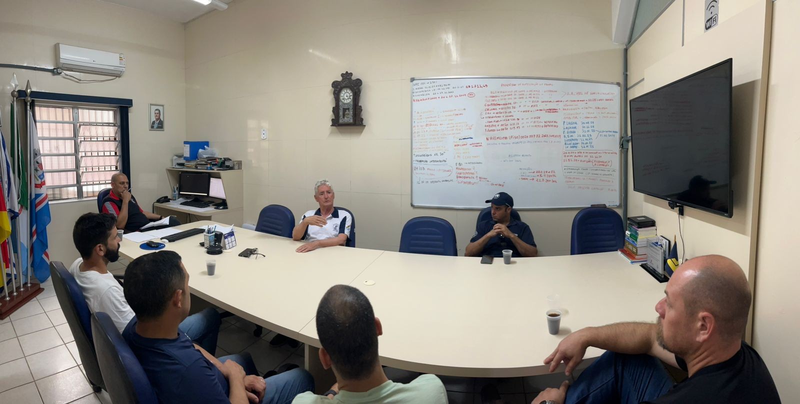 Realizada hoje a 6ª assembleia com os trabalhadores (3ª da segunda turma) da empresa Svitzer para deliberarem sobre a contraproposta da empresa, apresentada na Mediação (3ª), junto ao TRT 4 do dia 29/10/2024 para o período de 01/02/2024 à 31/01/2025.