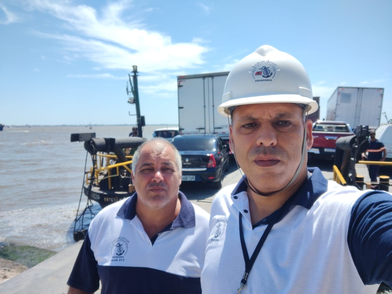 Primeiro dia de assembleia com os trabalhadores da empresa Sharon Dahiana (becker), balsa de travessia de veículos, entre às cidades de Rio Grande/RS e São José do Norte/RS, para apreciação, aprovação ou não da contraproposta da empresa para renovação do 