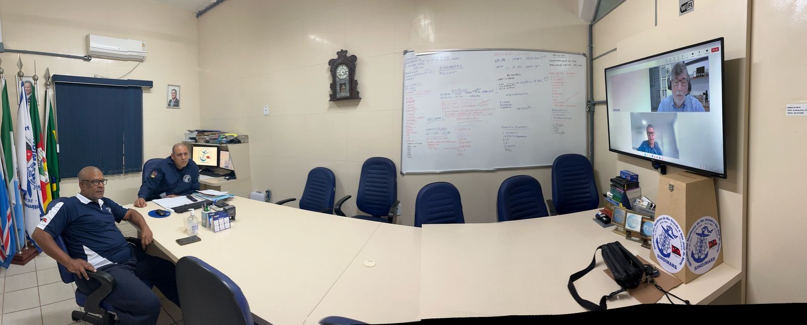 3ª Rodada de negociação coletiva com a SAAM, onde foram debatidas às questões administrativas que não estão sendo cumpridas como: O pagamento do reflexo do quinquênio sobre as demais rubricas salariais e o adicional noturno nas dobras, assim como o cumpri