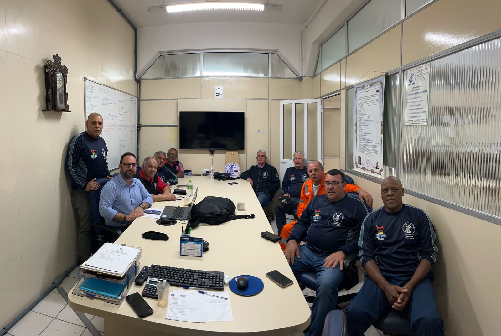 19ª Reunião ordinária de diretoria e assessoria jurídica de 2025. Pauta: Processos em curso, negociações coletivas 2025/2026, providências em relação às seguintes empresas: Mac/Consunav, Saam, Svitzer, F.Andreis, Chicomar, Ambipar e outras; Assuntos gerai