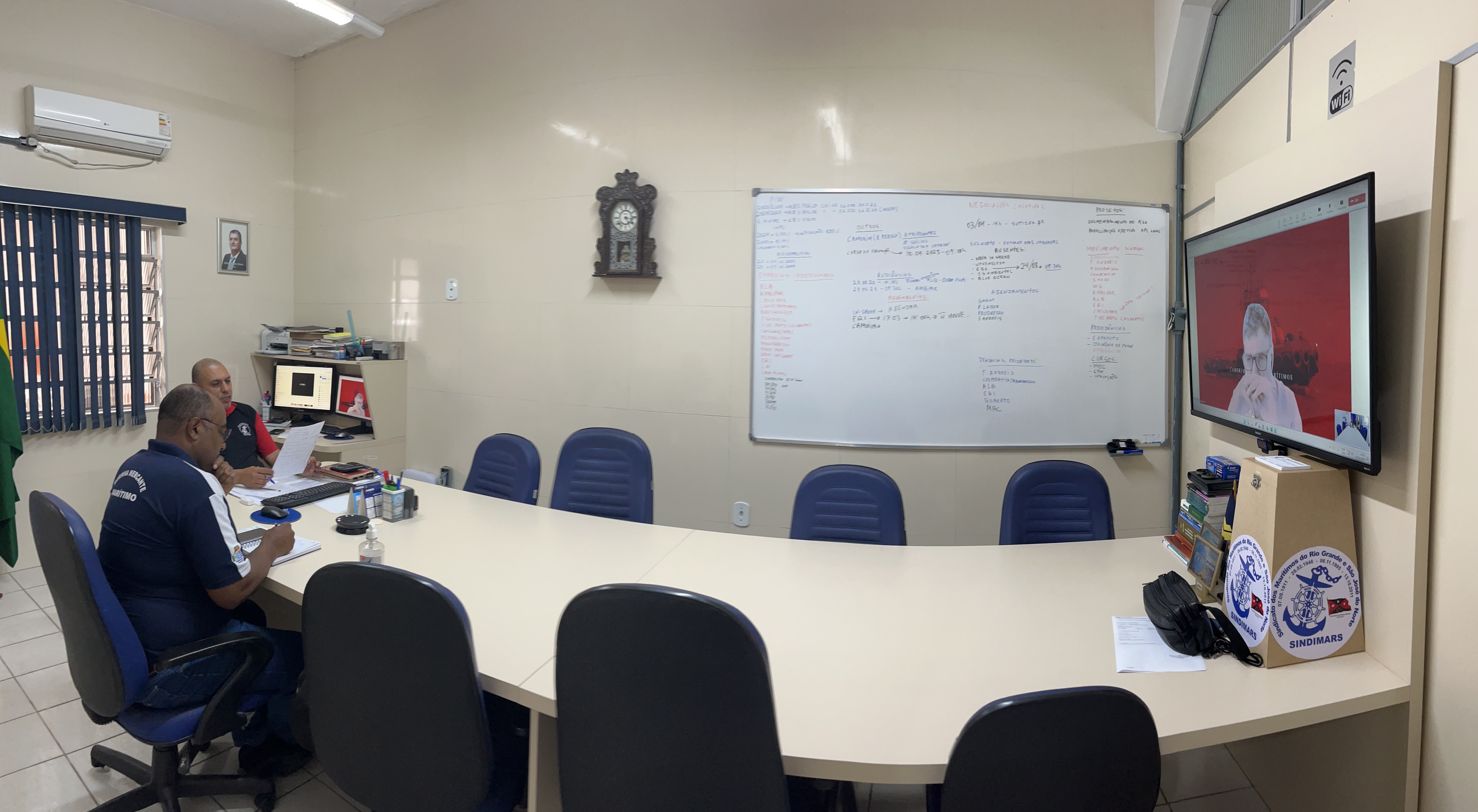 2ª Rodada de negociação coletiva 2025/2026 com a empresa Camorim, restando agendada para o dia 21/03/2025, às 09:00 horas, na sede do Sindimars (1ª turma) e 24/03/2025, às 09:00 horas, na sede do Sindimars assembleias com a categoria (exclusiva aos Mariti