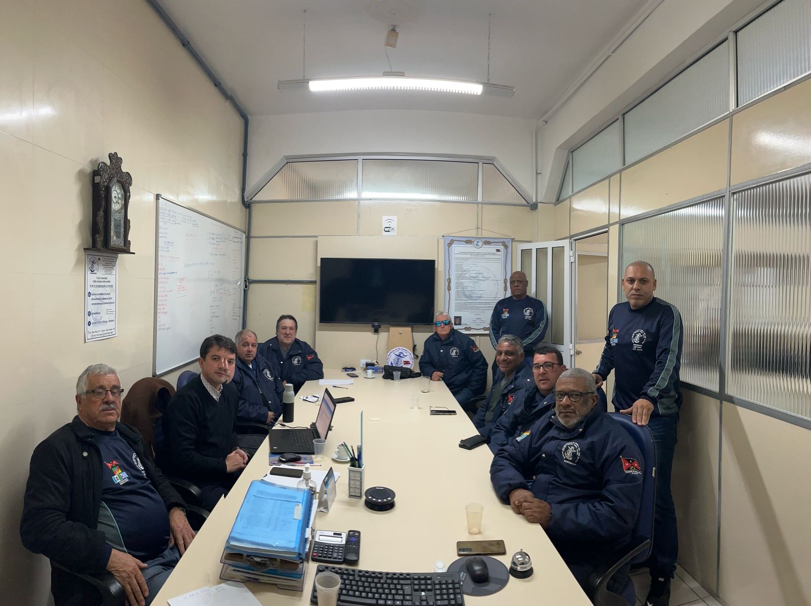30ª Reunião ordinária de diretoria e assessoria juridica de 2025. Pauta do dia: Pagamento do processo da Navemestra, negociações coletivas em curso, assembleia da SAAM,  providências a serem tomadas em relação a Ambipar, Eqi, Alb, Lancha ambulância e assu