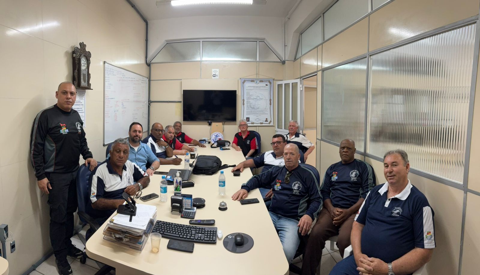 44ª reunião ordinária de diretoria e assessoria jurídica de 2025. Pauta do dia: Mediação com a Svitzer, junto ao MPTRS-Pelotas/RS, reunião com o Capitão dos Portos (30/10/2025), homologação do ACT da Giramar, previsão do exame toxicológico em ACT, PL 328/